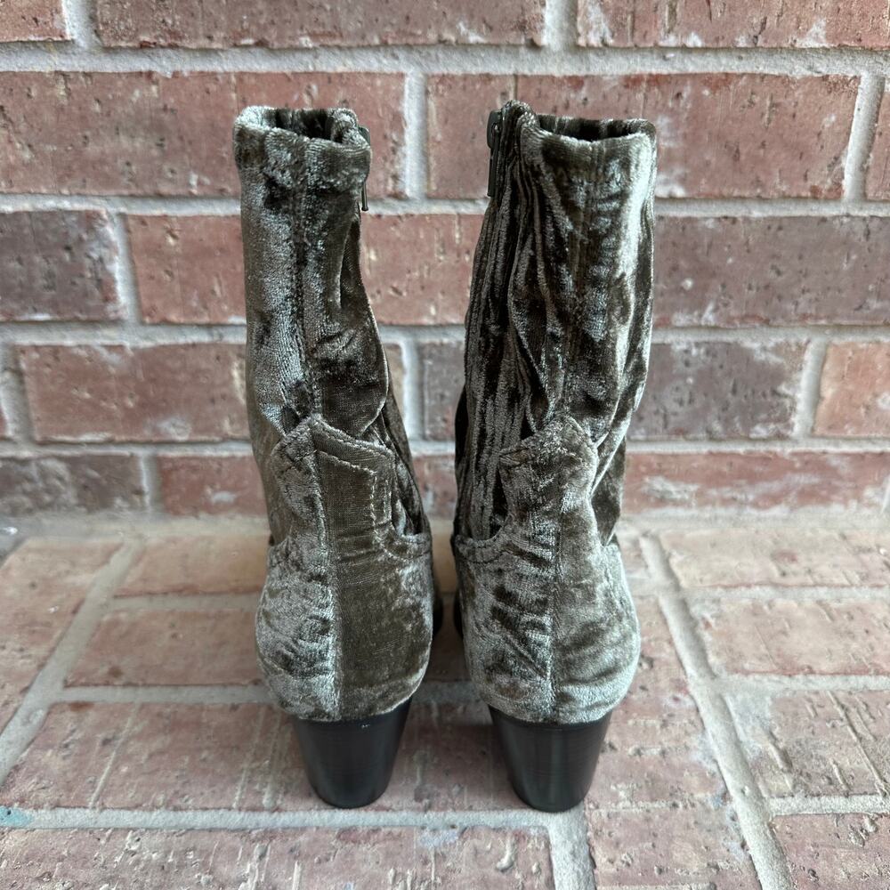 Gianni Bini Western Olive Green Velvet Boots Size 8.5 - Picture 5 of 7